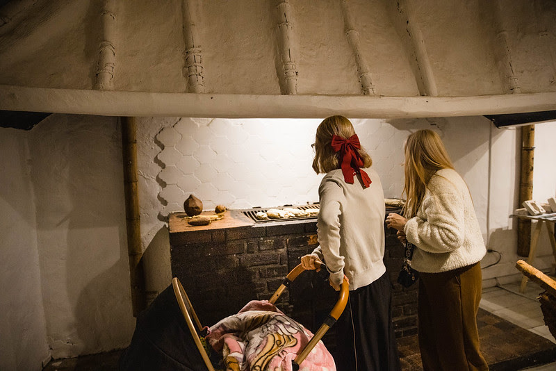 V Salón de Arte Joven FUGA: Desfile de modas Hortencia y Desarmando