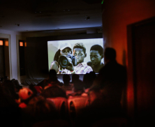 Personas disfrutando jornada de cine de la FUGA