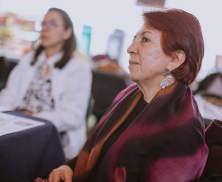 Dos mujeres en actividad taller de la FUGa