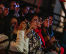 PErsonas en Actividad en el Muelle de la FUGA