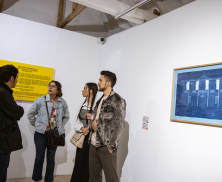 Personas en exposición de la FUGA