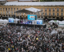 Fotografía del Carnaval Negros Blancos FUGA 2025