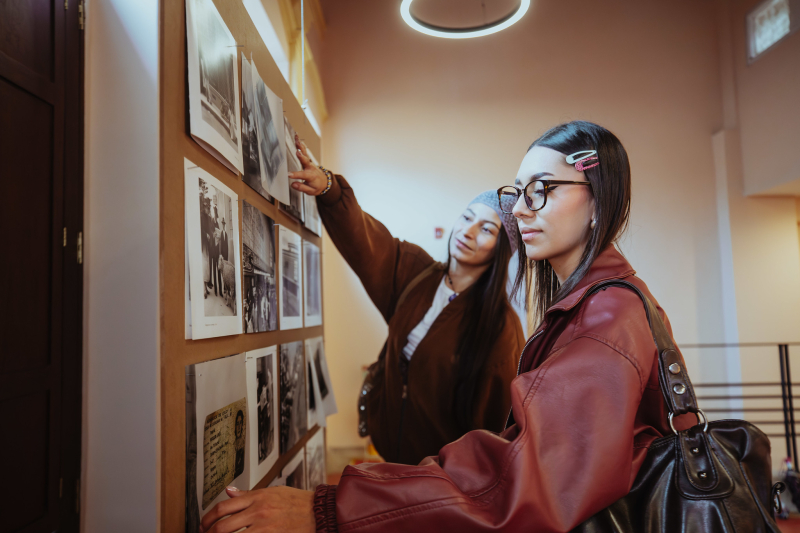 Expo Artifices pensadoras