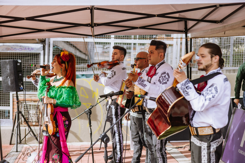 Músicos durante un show de la FUGA