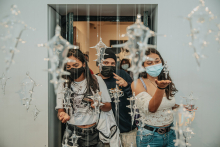 Imagen promocional beca plastica sonora