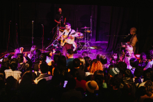 Fotografía de una banda en la FUGA