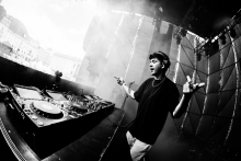 Dj monumentum
